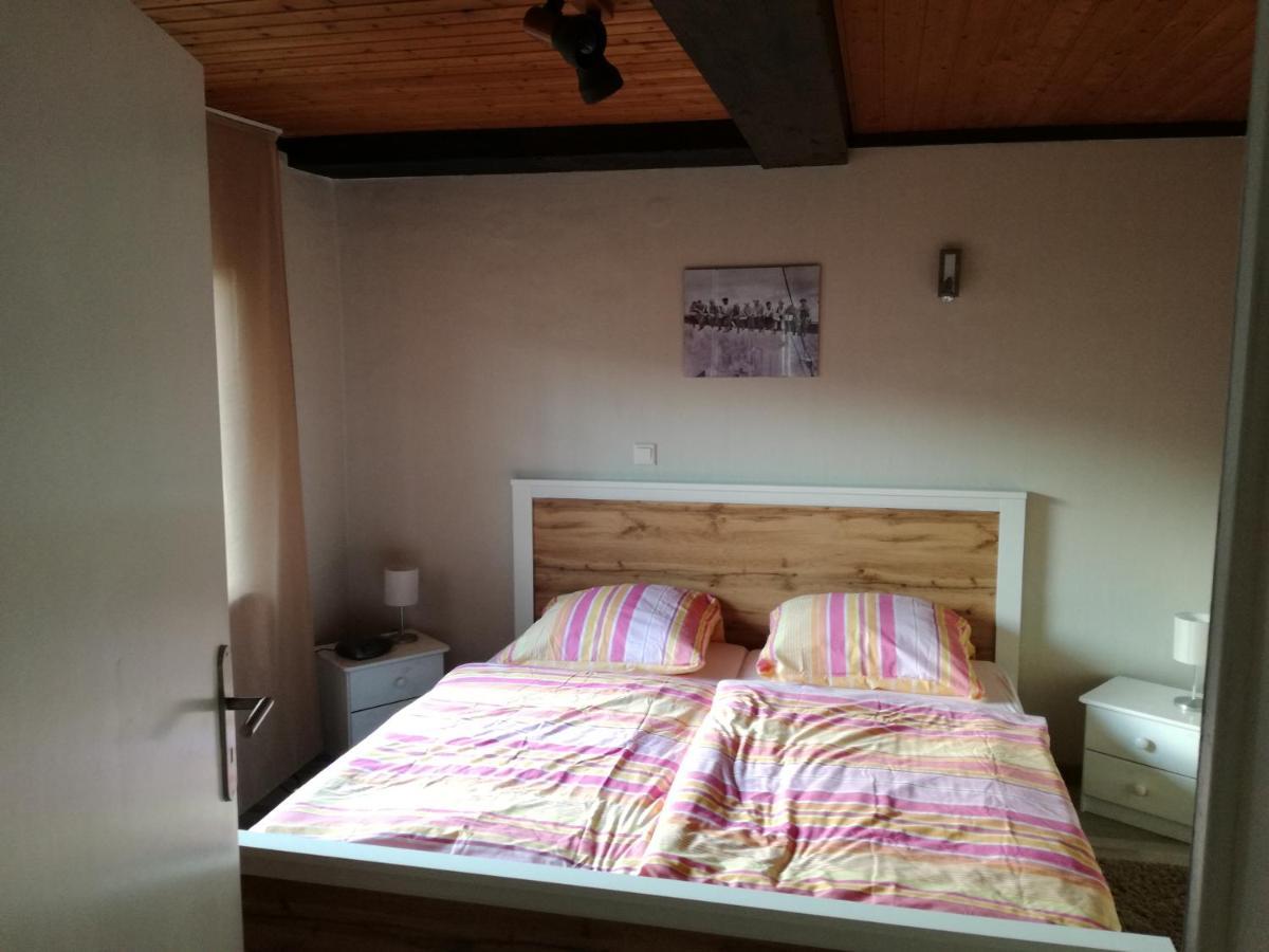Ferienwohnung Edi Fischer Oberfell Esterno foto