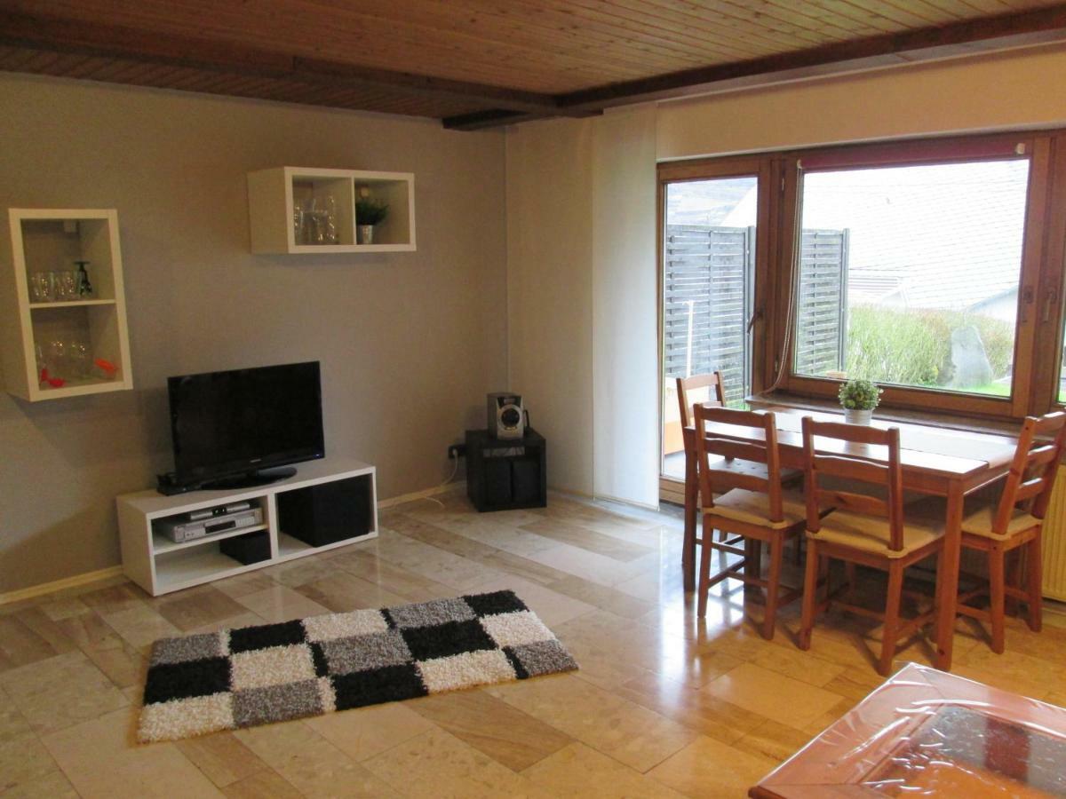 Ferienwohnung Edi Fischer Oberfell Esterno foto