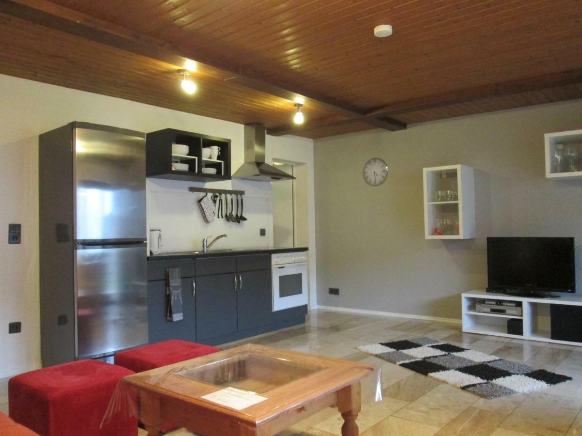 Ferienwohnung Edi Fischer Oberfell Esterno foto