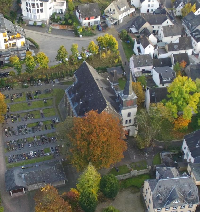 Ferienwohnung Edi Fischer Oberfell Esterno foto